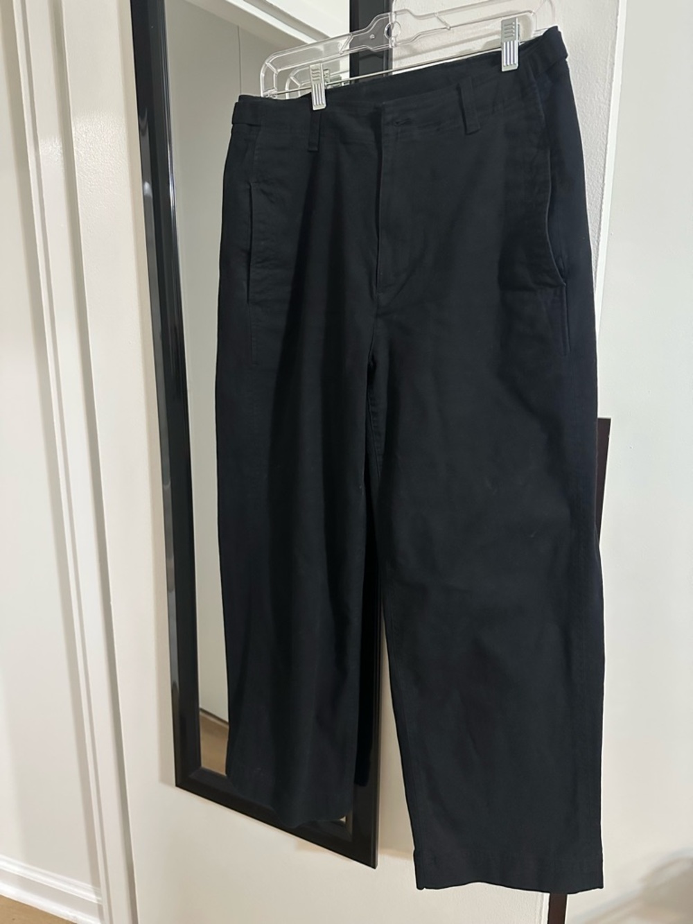 Old Navy Black Wide-Leg Cropped Chinos